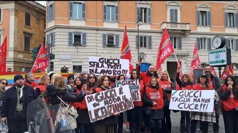 messaggero roma gucci|Gucci, l'ufficio stile va a Milano, protesta dei  .